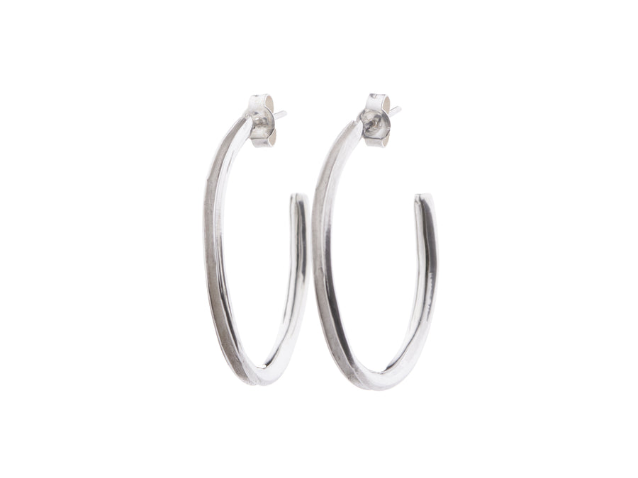 Thin hoop earrings // 887