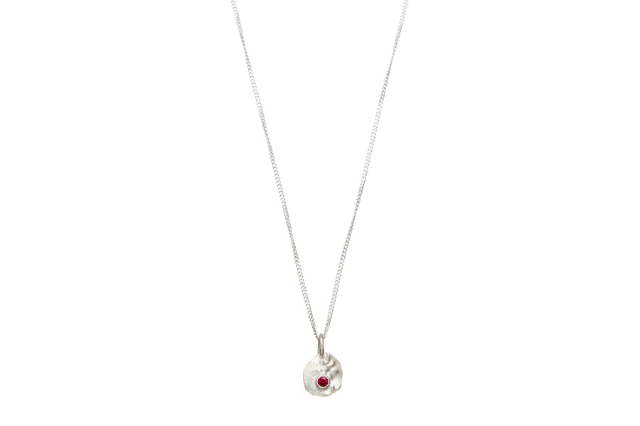 Mini Pharaohs ruby necklace // 1001