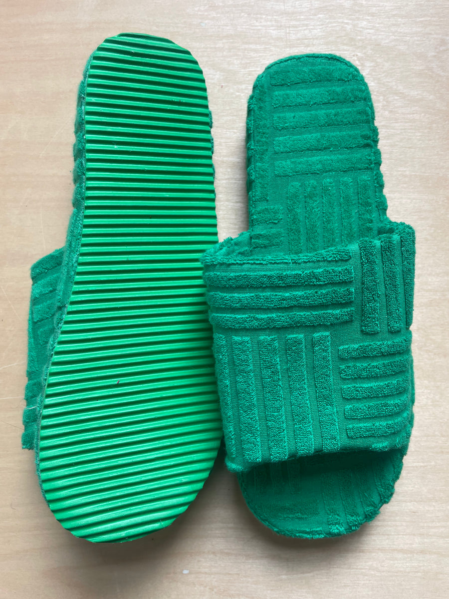 Toweling Slides