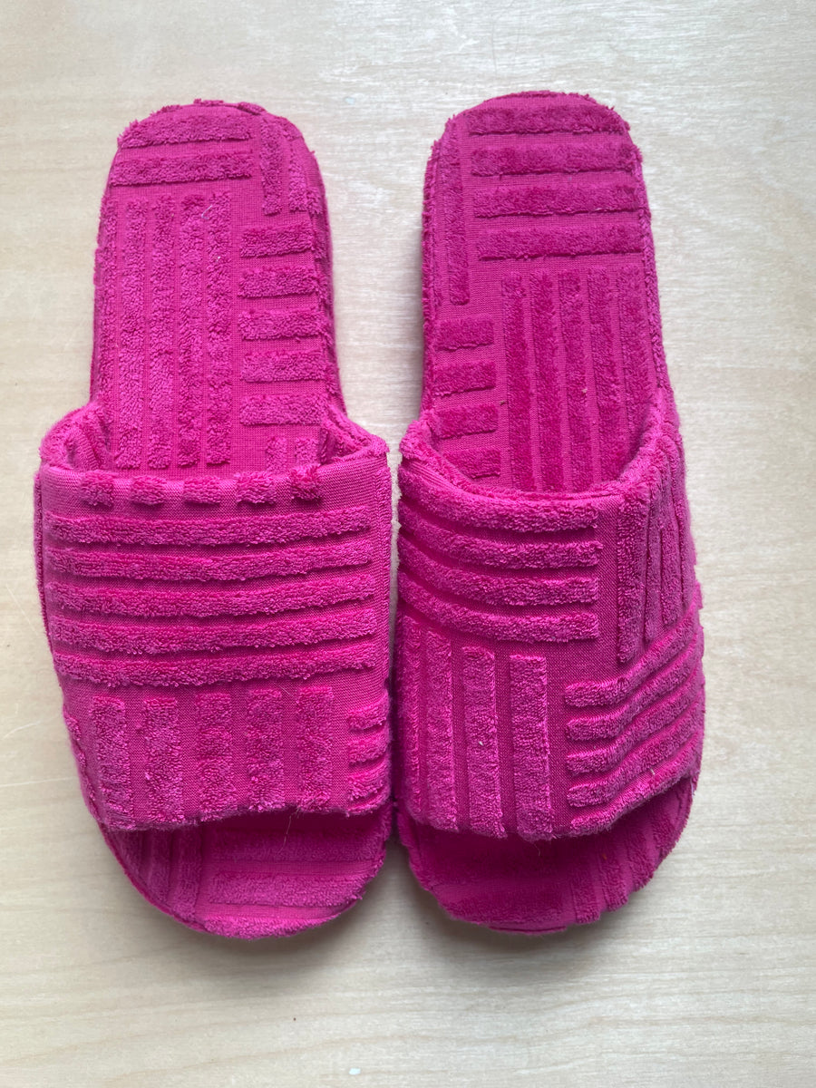 Toweling Slides