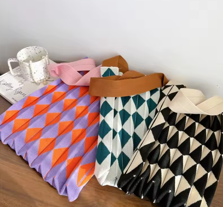Zigzag Knitted bags