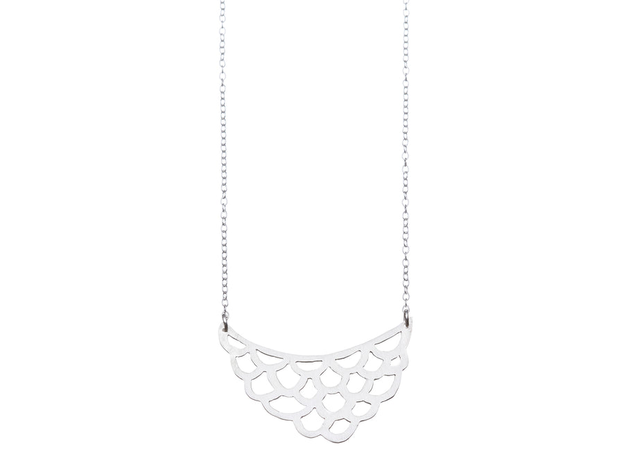 Frill necklace // 252