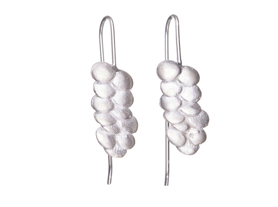 Pebble drop earrings // 334